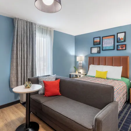 Uptown Suites Extended Stay Charlotte NC - Concord