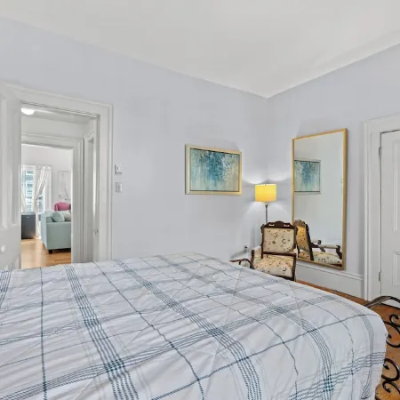 Historic Flat Best DT Location