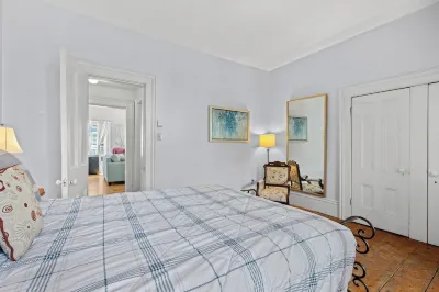 Historic Flat Best DT Location فنادق في 