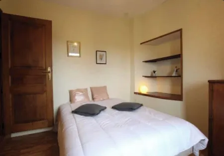 Capucine's house Отели в г. Ле-Мутье-ан-Сингле