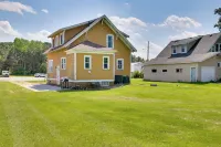 Hixton Home w/ Grill: Explore Trails & Lakes - 2-Star