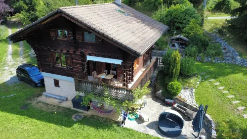 Charming lux chalet, views comfort escape, Samoens Valley, peaceful log fire