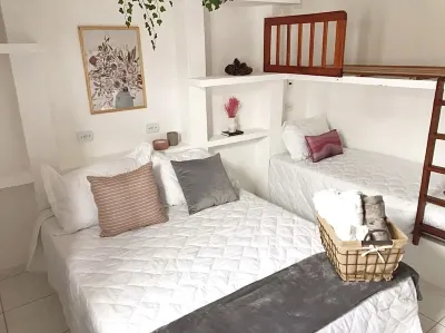 Casa Nina - Newly Renovated, Complete and With Beach Decor Hotel in zona Port of San Sebastian