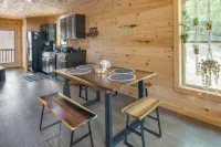 Furnished Deck & Fire Pit: Serene Marshall Cabin! - 3-Sterne