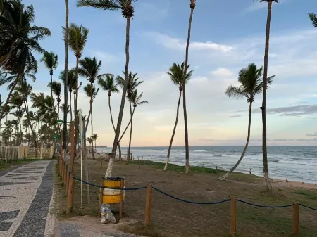 Apartamento 200 m da Praia Vilas do Atlântico