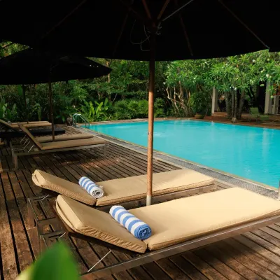Ginganga Lodge Hotels near දඩැල්ල වෙරළ