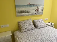 La Casa de Pascualín con Jardin Privado Hotels in Ortigueira