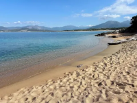 Apartment 84m2- 3 bedrooms - terrace 34 m2 - beach, restaurants on foot - parking