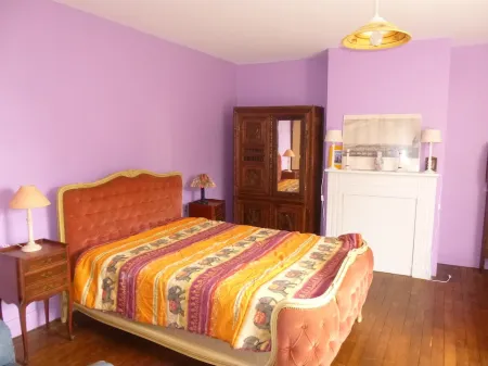 Charming family home Отели в г. Мелгван