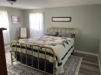 Tanners Manor is in a peaceful setting on the end of a cove.
