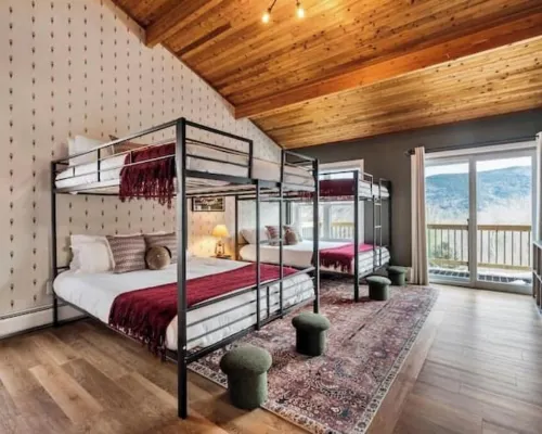 White Mtn Lux Retreat - Hot Tub, Sauna & Game Room 바틀릿 호텔
