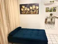 Beautiful and cozy flat. Complete and just 50 m from the beach Hotels in Candeias