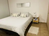 Apartamento a Estrenar, Céntrico, Cerca de Playa Grande. Cochera. Equipado Full