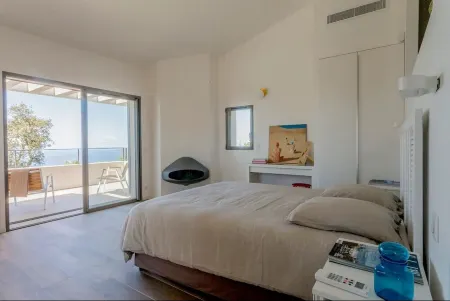 Villa Cybèle - 5 - 6 Chambres Vue Exceptionnelle en Pleine Nature Отели в г. Райоль-Канадель-Сюр-Мер