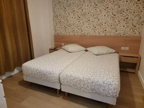 Villa Junon ,profite un Pacse spa Dote de Jacuzzi, Sauna ,douche Italienne Hotel a Aulnay-sous-Bois