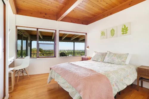 Loft View 53 :: Central Style