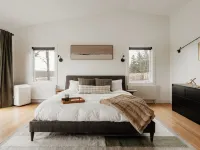 Wellness Retreat with Hot Tub, Gym, Cold Plunge, Office Hotels in Callicoon