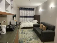 Modern Studio Apartment With a Swimming Pool - Cosy Suites B&B Nairobi 키암부 호텔