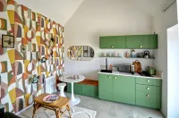 Villa SEA & swimming pool CALM فنادق في Ploneour-Lanvern