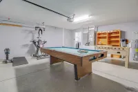 Charming Cozy  3-bedroom house with WiFi, fitness room in lovely Ocala Hotels in Silver Springs Shores