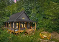 Long Views Retreat/3 Suites/Pet-Friendly - Sleeps 8