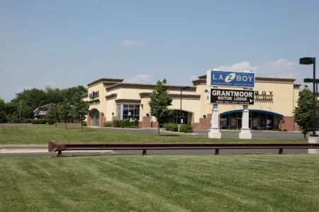 Grantmoor Motor Lodge Отели рядом с достопримечательностью «RHHS Soccer Field»