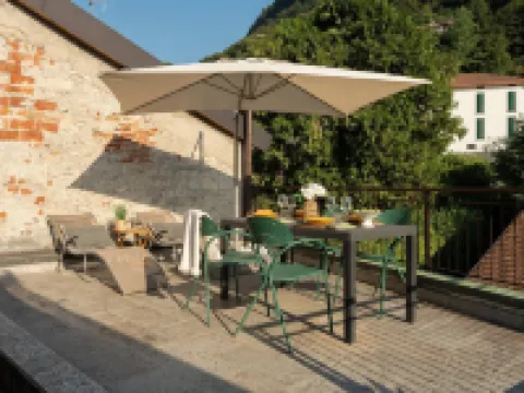 Terrace Over Torno - by MyHomeInComo Hotels in Torno
