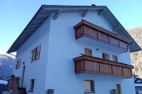 Apartment for 8 people in a quiet area in Pellizzano - Via G. Tomaselli, 6 Hotel a Pellizzano