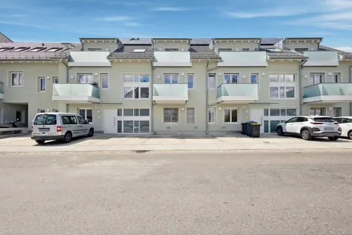 Welcome to our stylish new construction vacation home in Dasing! Hotels in Dasing