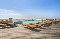 Gorgeous Ocean Views and Beachfront Pool - Unique Coastal Retreat