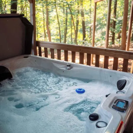 Cheerful Two Bdrm Cabin with Hot Tub & Pet Friendly