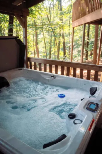 Cheerful Two Bdrm Cabin with Hot Tub & Pet Friendly