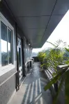 Hotel Lakefront