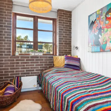 "Aurelie" - 800m from the Sea