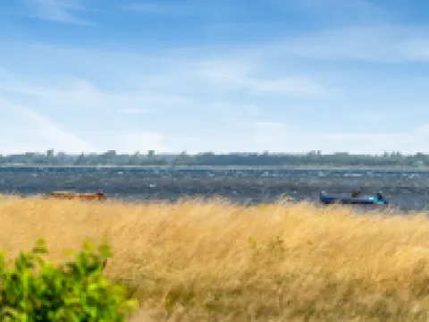 "Tayana" - 75m to the Fjord