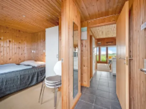 "Tanea" - 700m to the Fjord