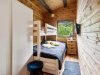 "Araminta" - 800m from the sea