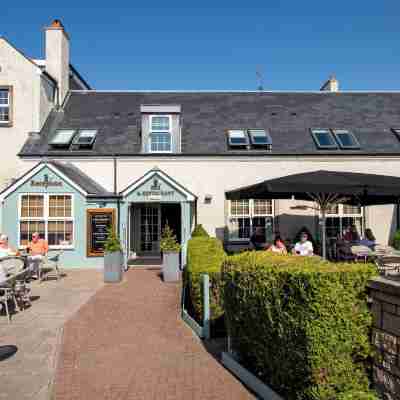 The Loans Inn Hotel Exterior