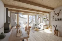 Romantic Alpine Chalet for Two - Homestays