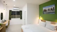LESTERLAND Serviced Apartment - Condos