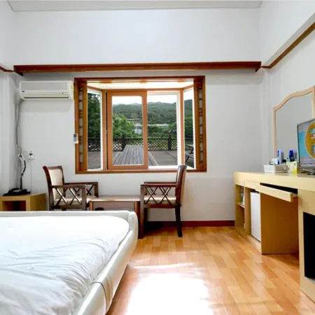 Goodstay Jirisan Little Prince Pension