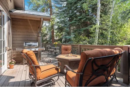 Luxurious Spacious Tri-Level Vail Mountain Home Отели рядом с достопримечательностью «Dr. Scott Raub, DO»