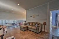 Hiawassee Home w/ Views < 1 Mi to Lake Chatuge - 3-Star