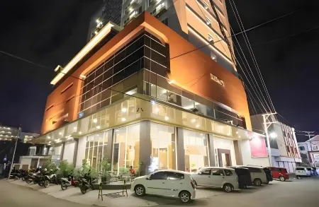 Hotel Remcy Отели рядом с достопримечательностью «Harian Kompas»