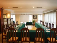 Hotel y Apartamentos Arias Hotels in Comarca Vaqueira