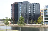 Premier Inn Bedford Town Centre - internet