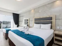 Bayside Taj Hotel Hotels in Hibiscus Coast Municipality