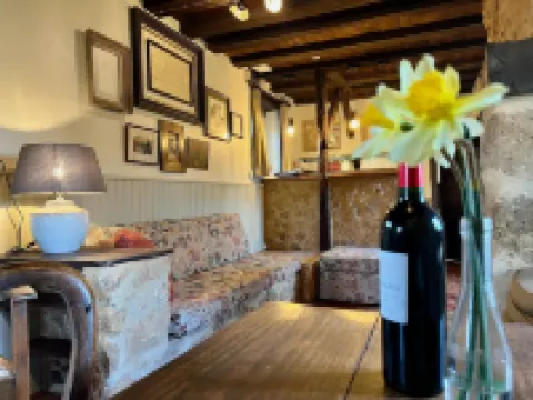 Cottage in Vézère Valley near Lascaux Caves Hotels in Les Eyzies-De-Tayac-Sireuil