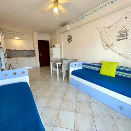 Lovely Flat with Sunny Terrace