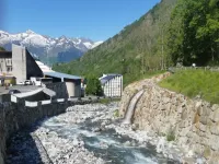 Apartment in France with Ski Bus Access Hotele w: Bareges